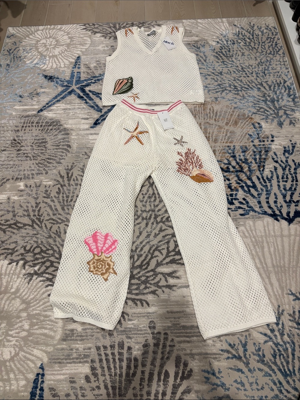 NWT Blue B USA Crocheted outfit in Medium color cream with embroidered seashells